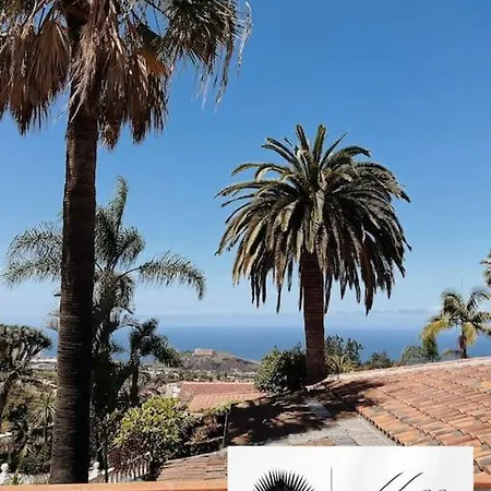 Apartment Hills And Waves *